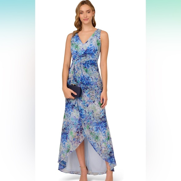 Adrianna Papell Dresses & Skirts - Adrianna Papell Blue Floral Maxi Dress. Size 4. NWT.